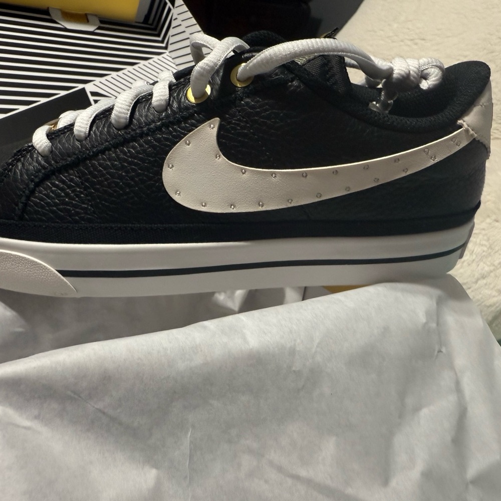 Nike Black and White Leather Sneakers